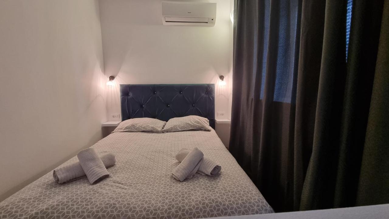 Holiday Home Gabi Rogoznica  Esterno foto